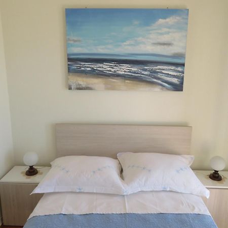 Casa Rosada Hotel Podgora Cameră foto