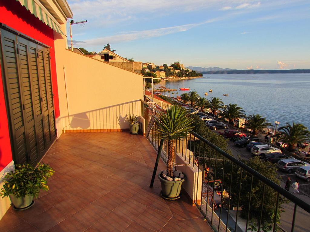 Casa Rosada Hotel Podgora Exterior foto