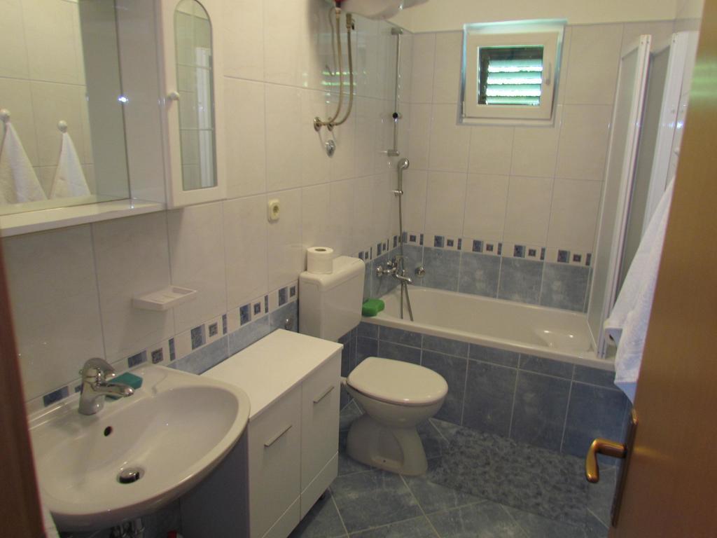 Casa Rosada Hotel Podgora Cameră foto